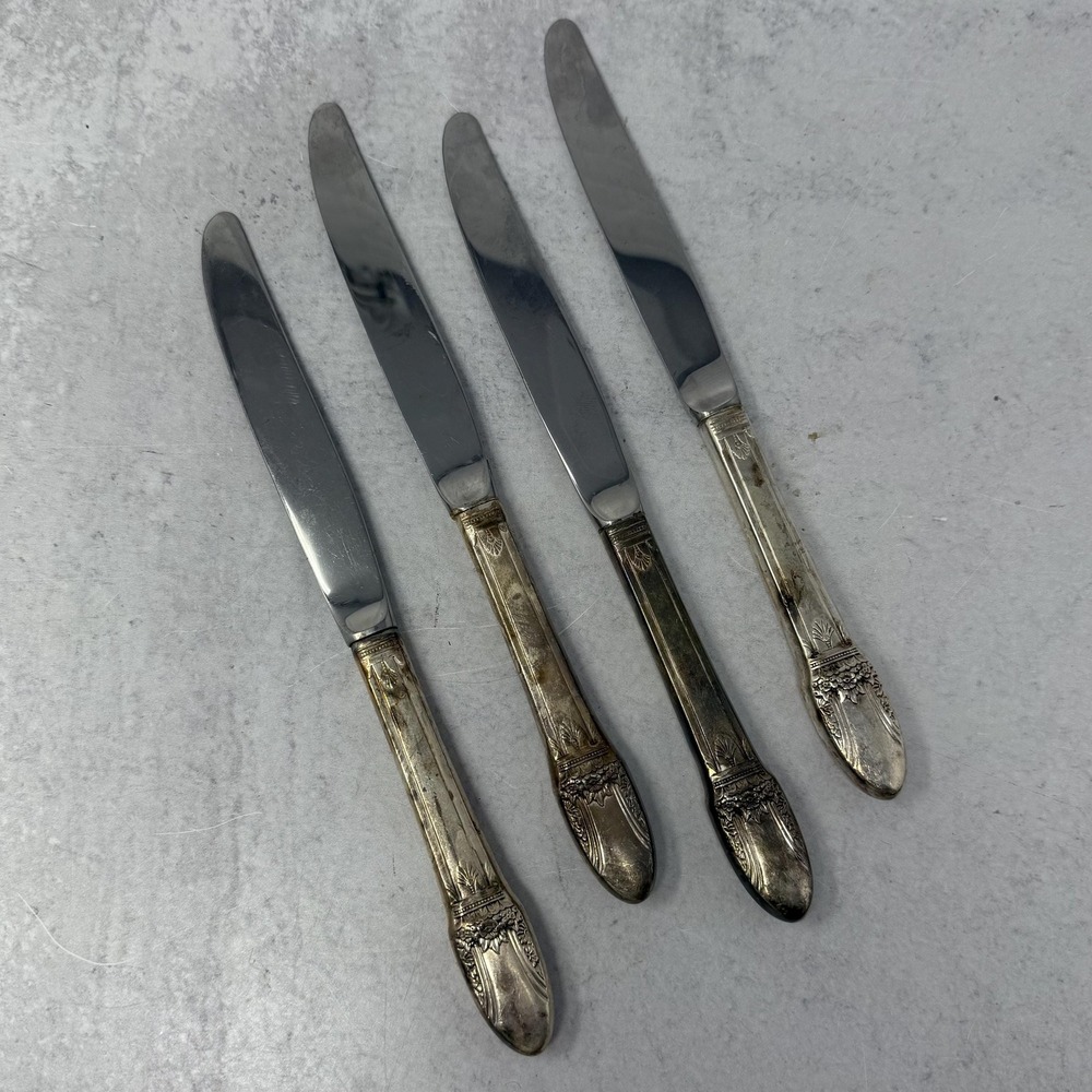 4 Antique First Love Silverplate 9 1/4" Dinner Knives (1937) International Roger